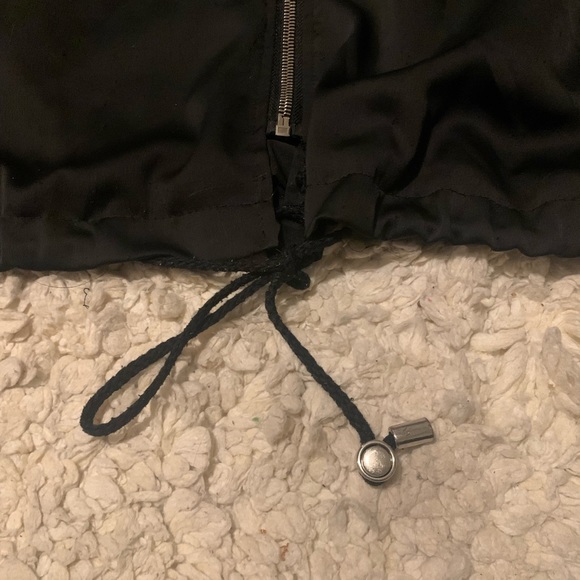 Forever 21 Women’s Long Black Zip Up Bomber Jacket Large w Tie at Waist & Bottom - Picture 5 of 11